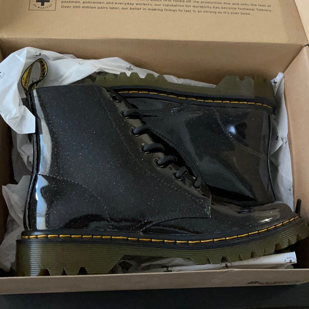 Doc Martens  Luana black coated glitter